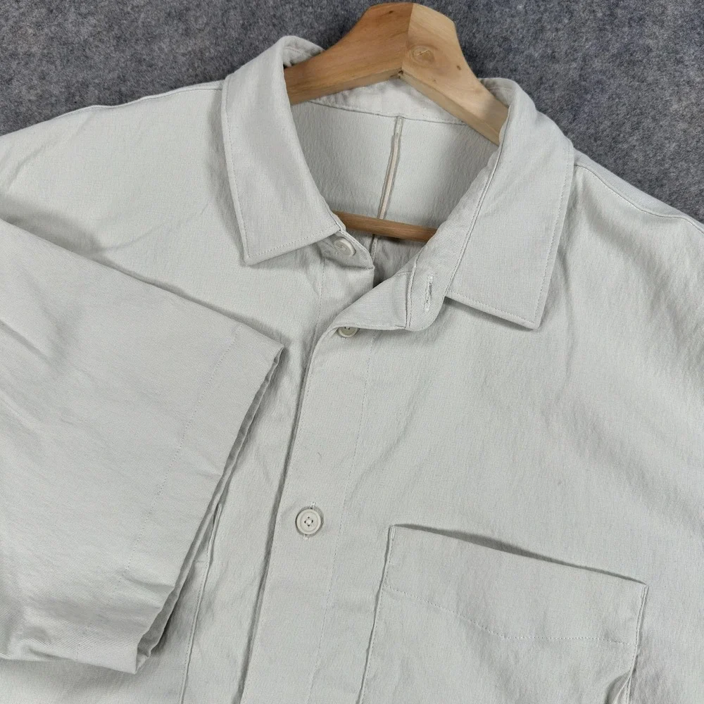 Lululemon Shirt Mens XL‎ Beige Solid Short Sleeve Button Front Pockets